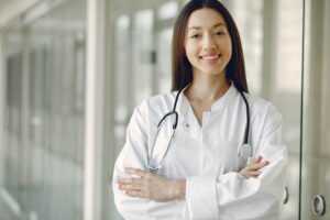 A real doctor's note has doctor's and clinic's verifiable information on it.